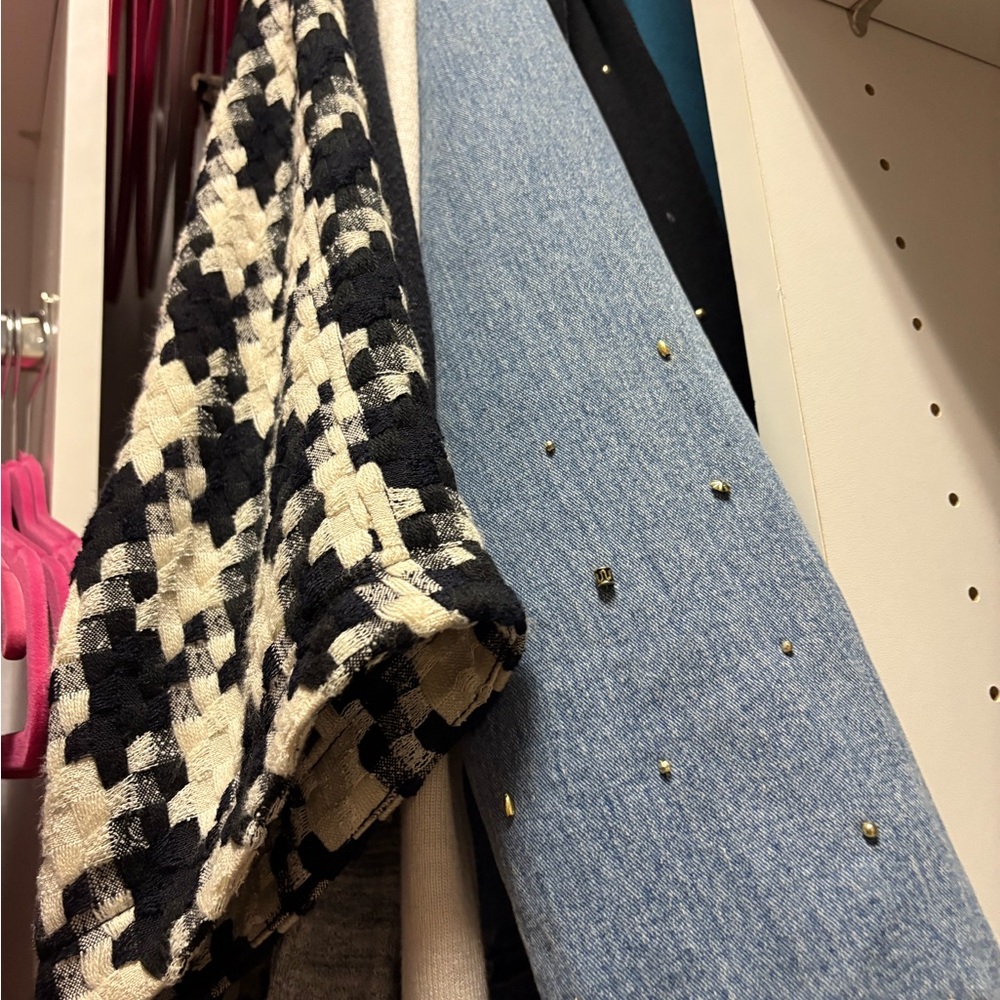 Checkered overthrow jacket, bedazzled jean jacket and more! For Work or outings!